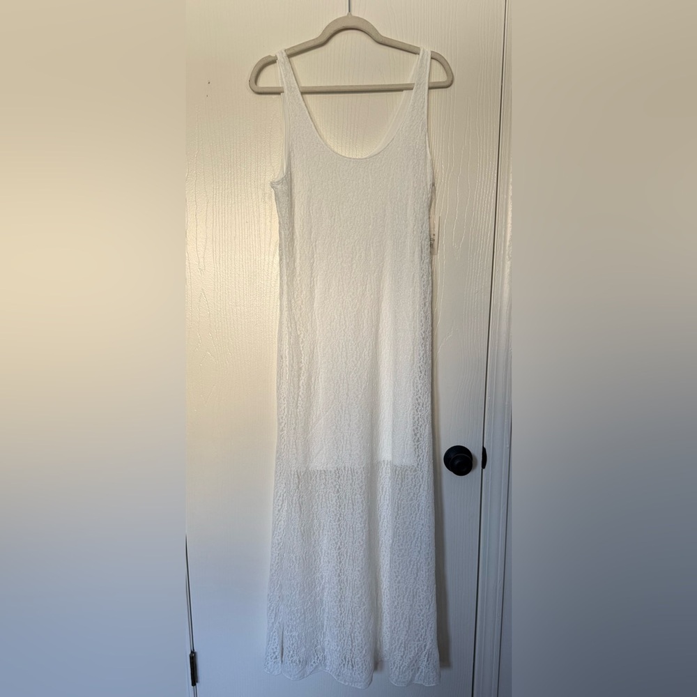 Elegant White Maxi Dress
